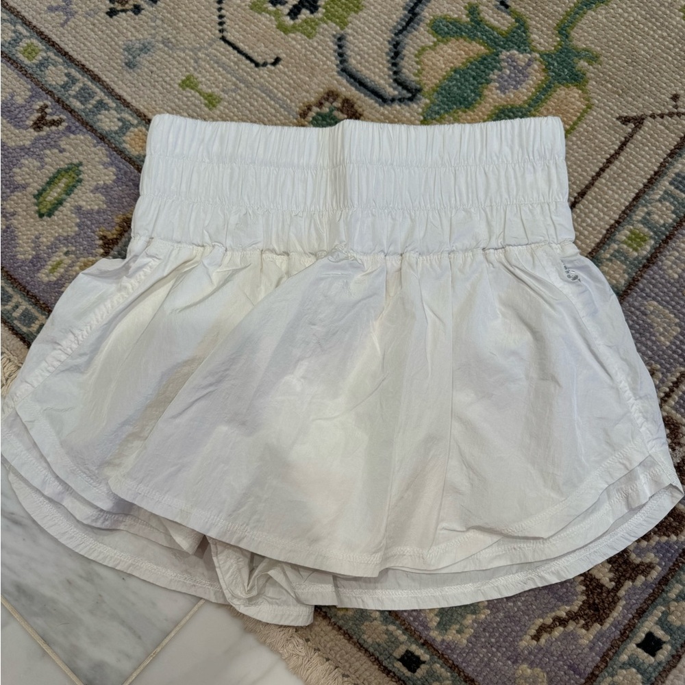 Free People women’s white skort, size large